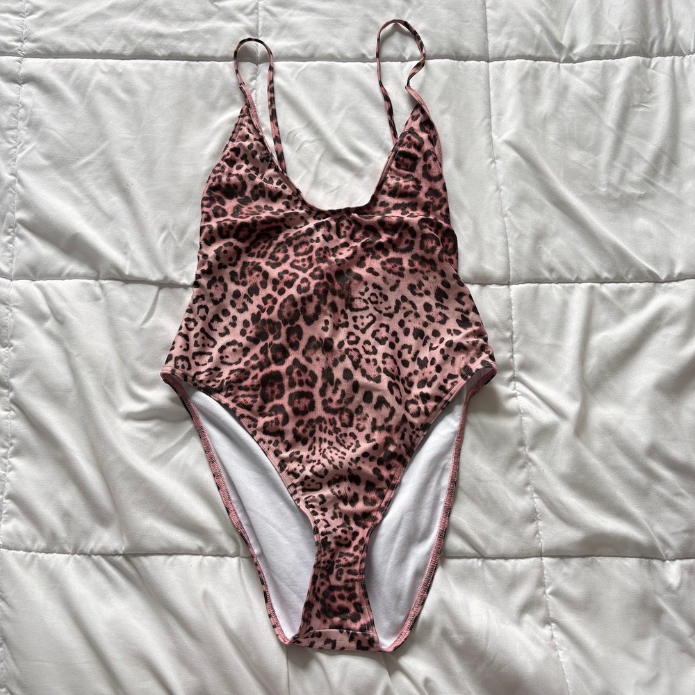 NWT Nasty Gal Pink Leopard Strappy Back Swimsuit One Piece Womens 10 Beach